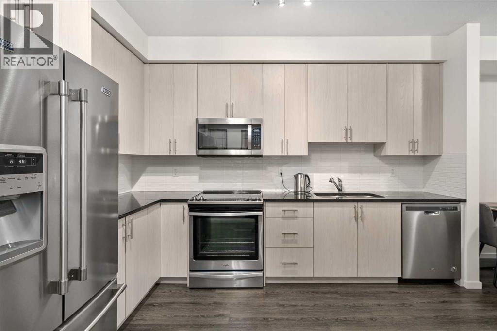 5201, 151 Legacy Main Street SE