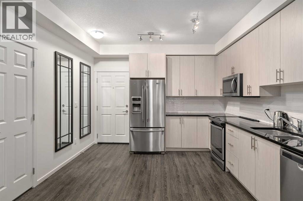 5201, 151 Legacy Main Street SE