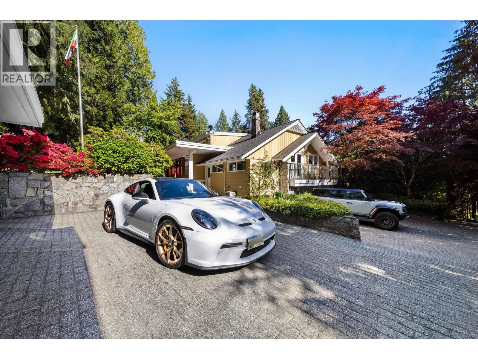 537 EASTCOT ROAD