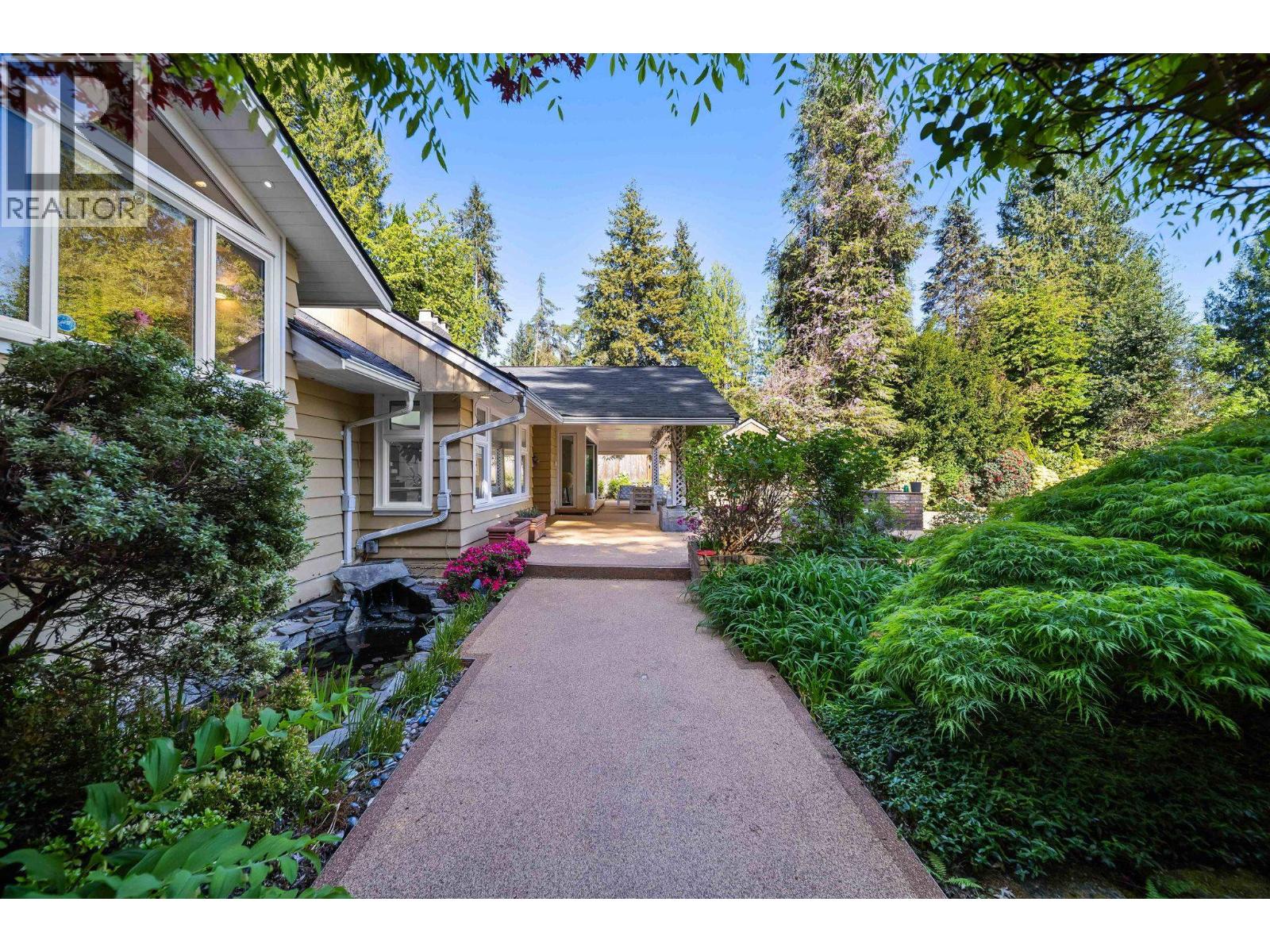 537 EASTCOT ROAD