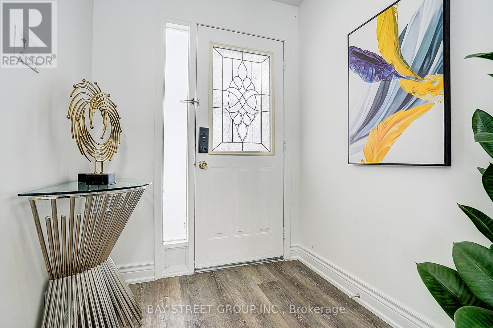 224 HOLLYBERRY TRAIL