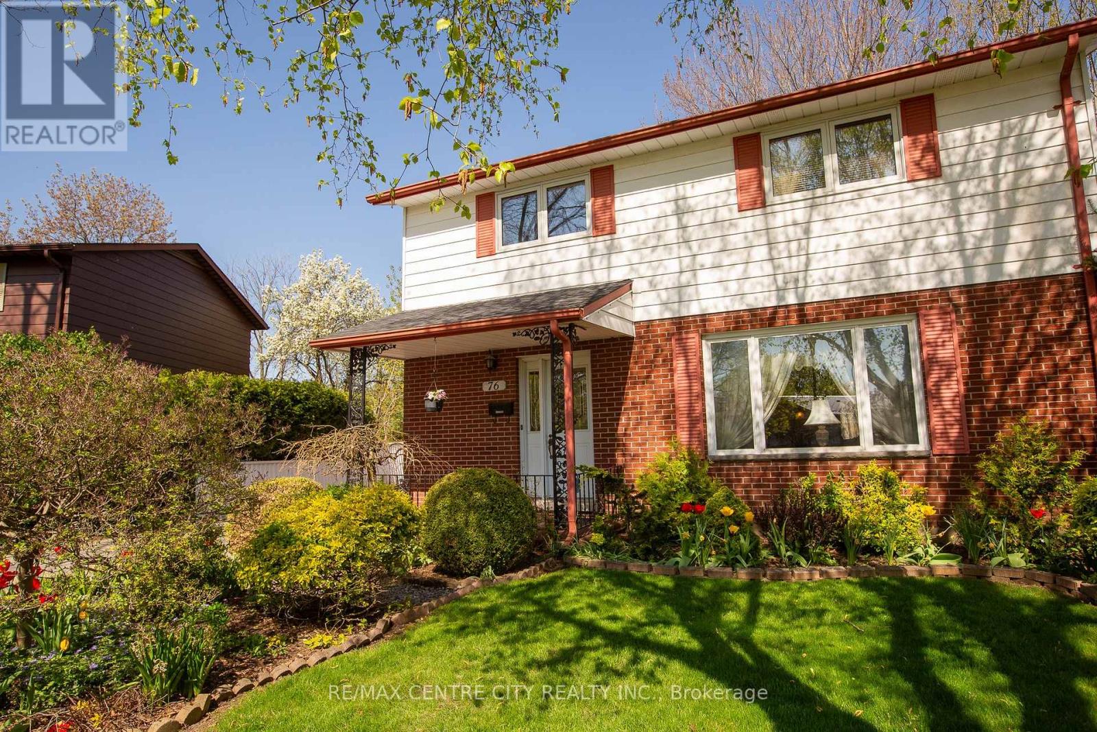 76 ANTRIM CRESCENT