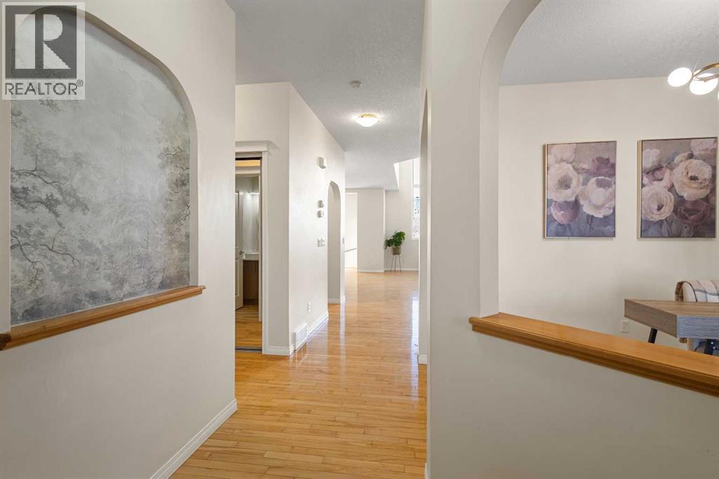 511 Cresthaven Place SW