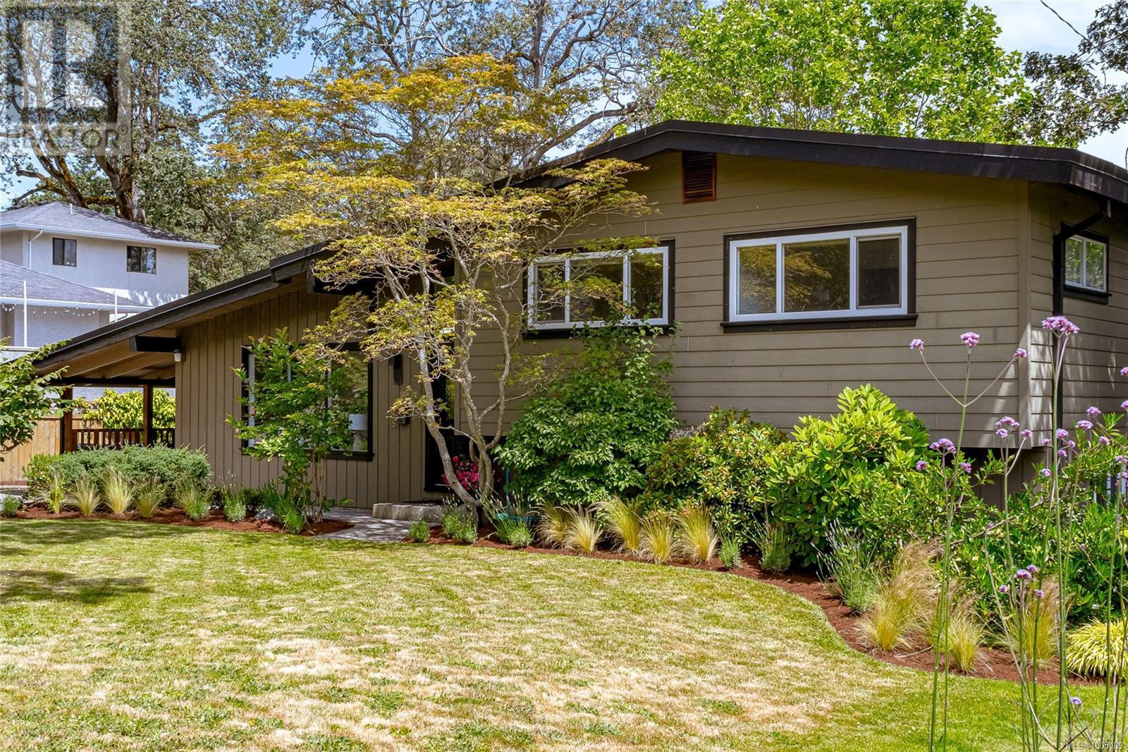 3515 Cardiff Pl