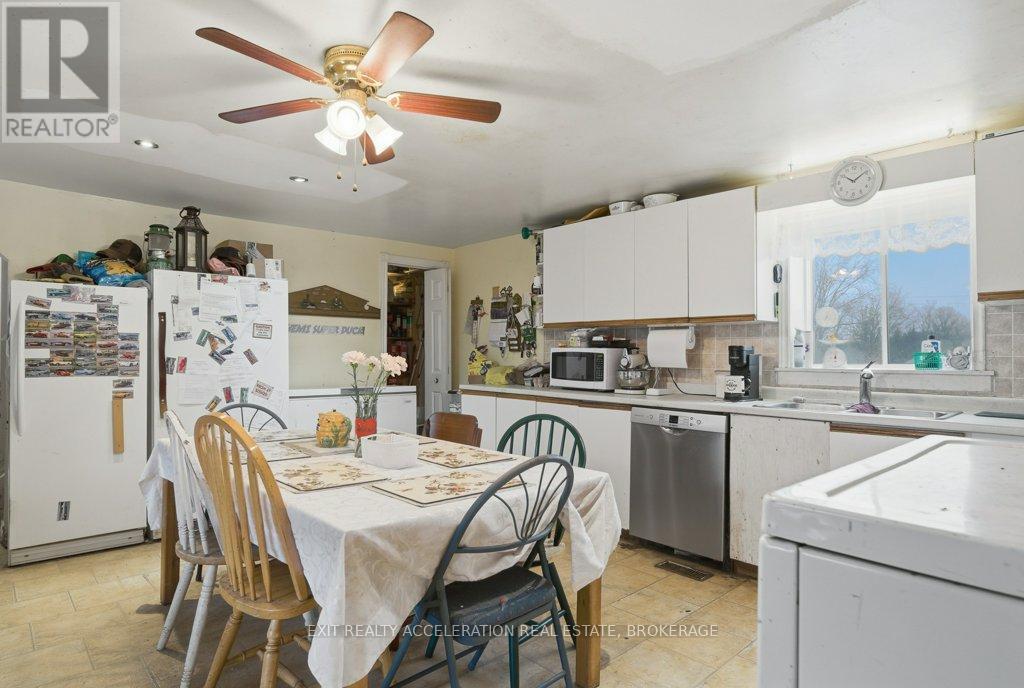 147 COOKS ROAD