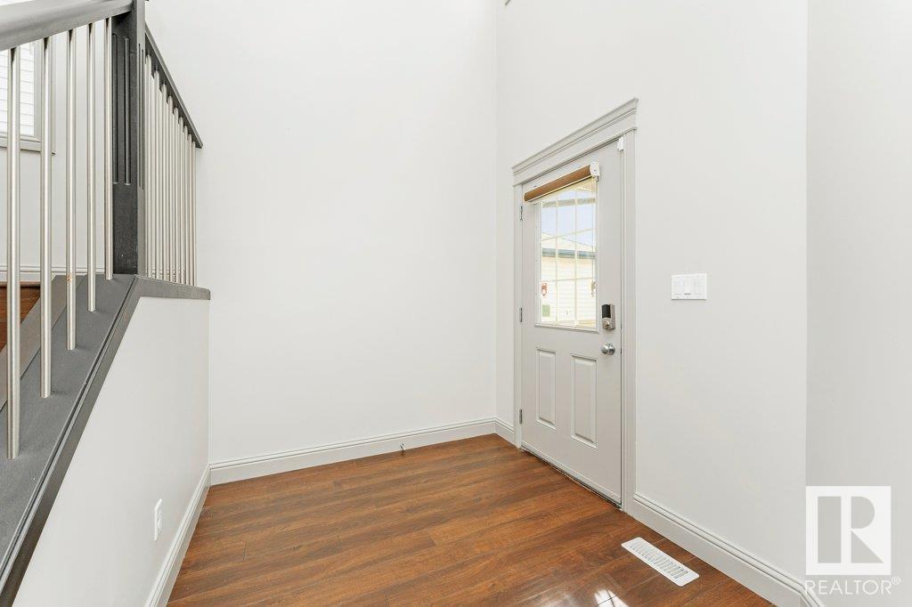 6116 10 AV SW