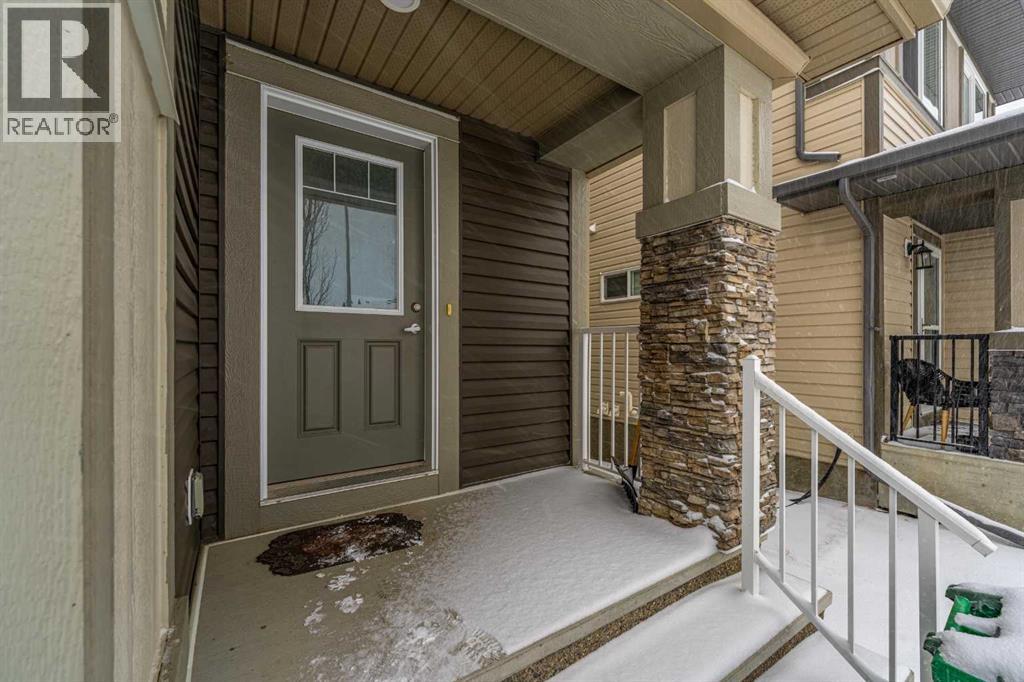 313 Hillcrest Road SW