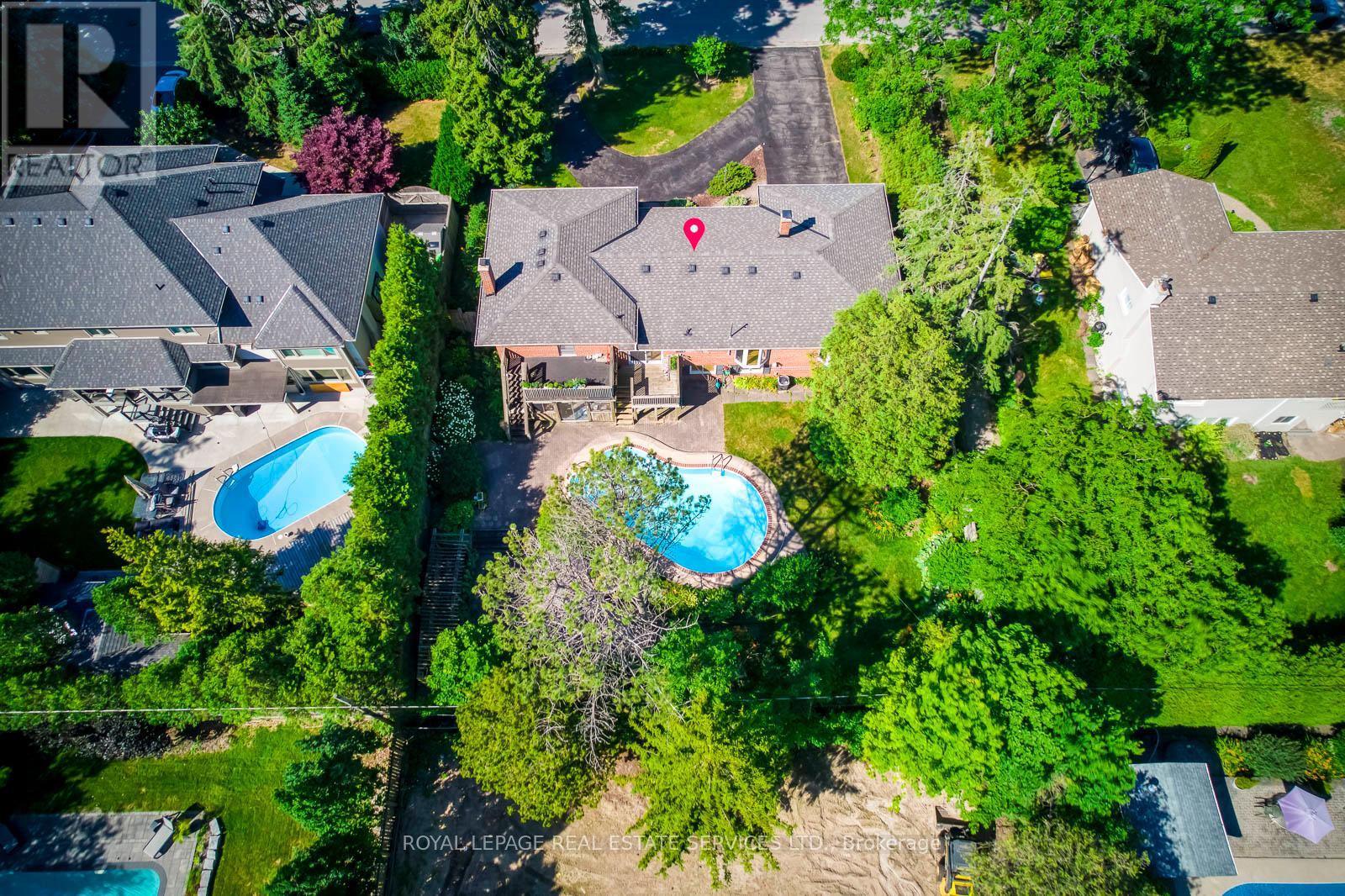 1605 VENETIA DRIVE