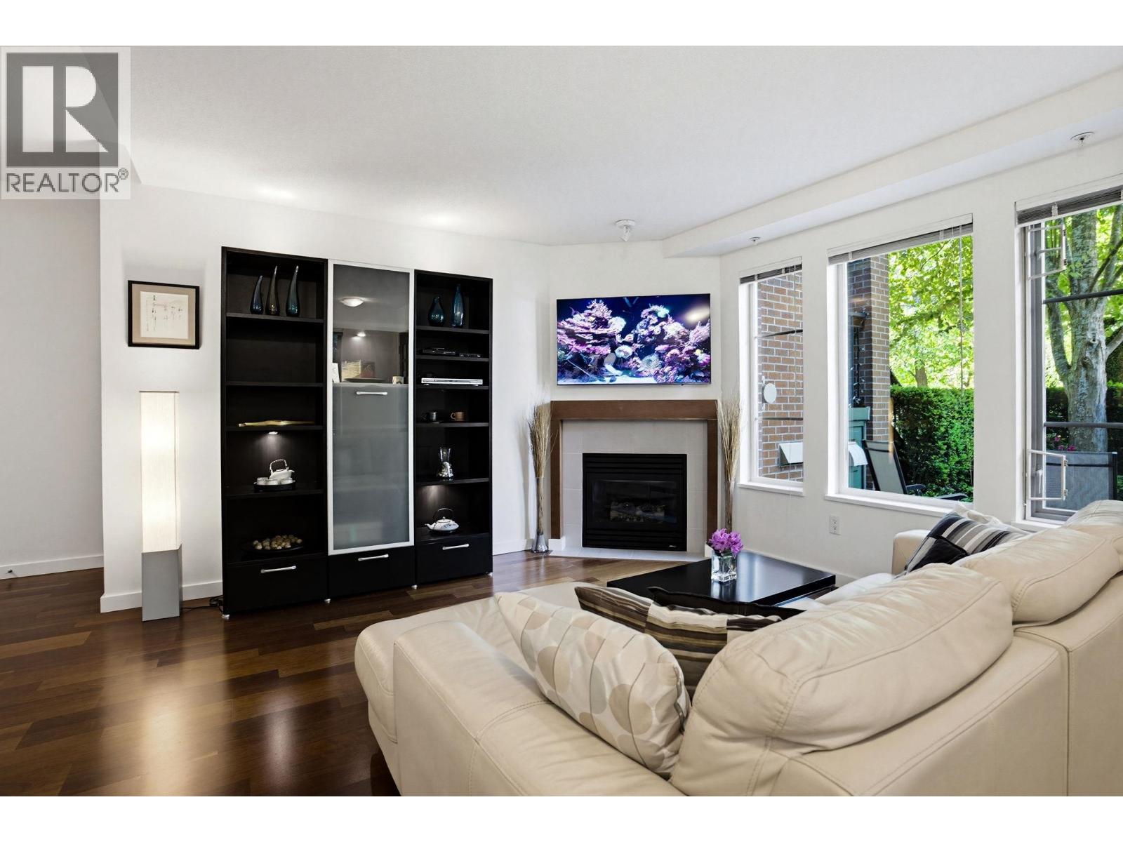 6230 LOGAN LANE