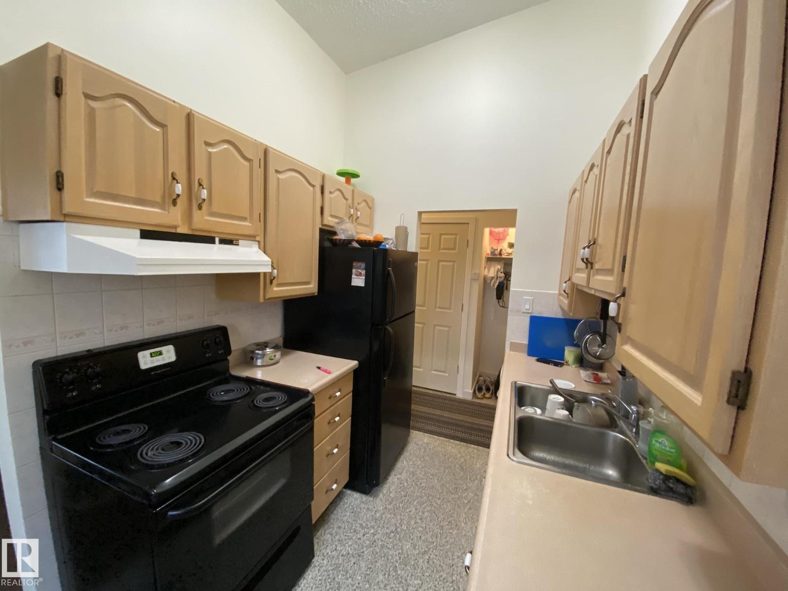 11839 45 ST NW