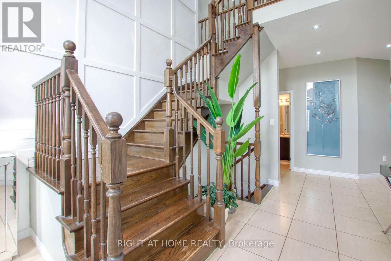 117 CHARTWELL CIRCLE