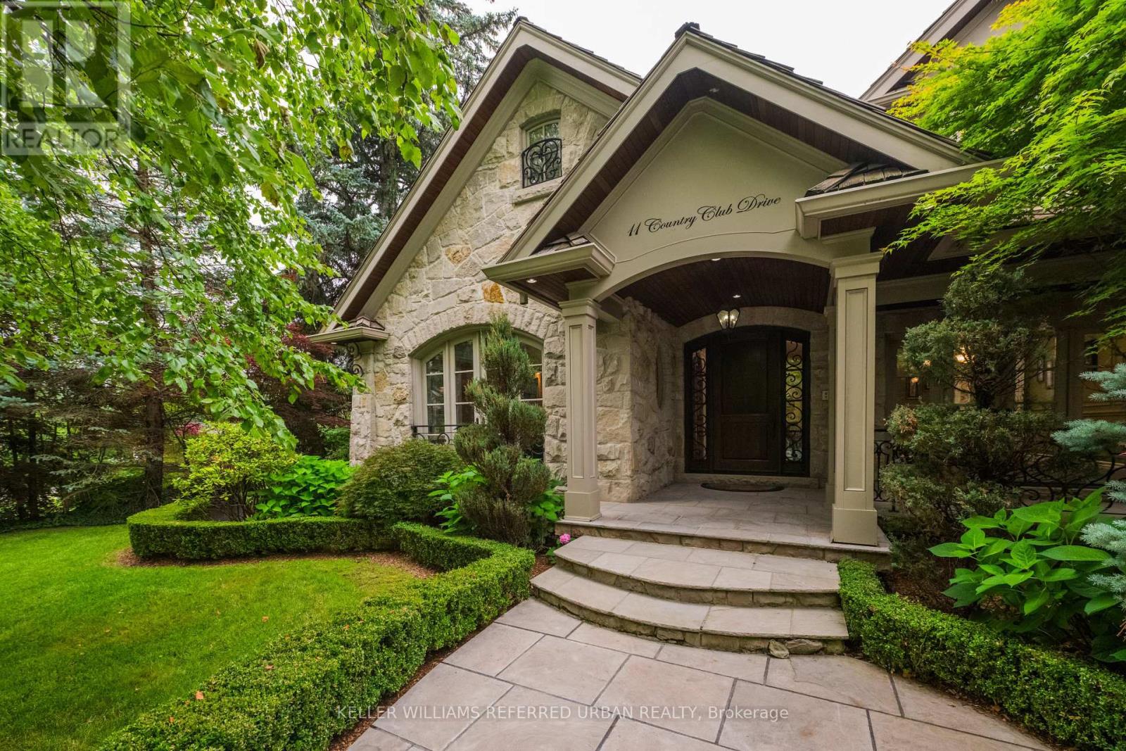 11 COUNTRY CLUB DRIVE