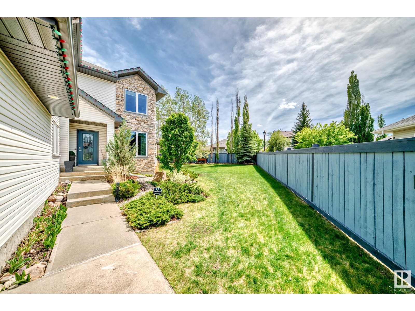 1622 BLACKMORE CO SW