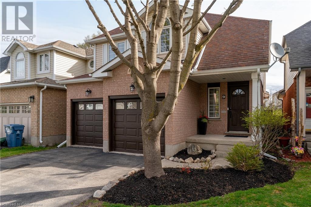 9 GAW Crescent