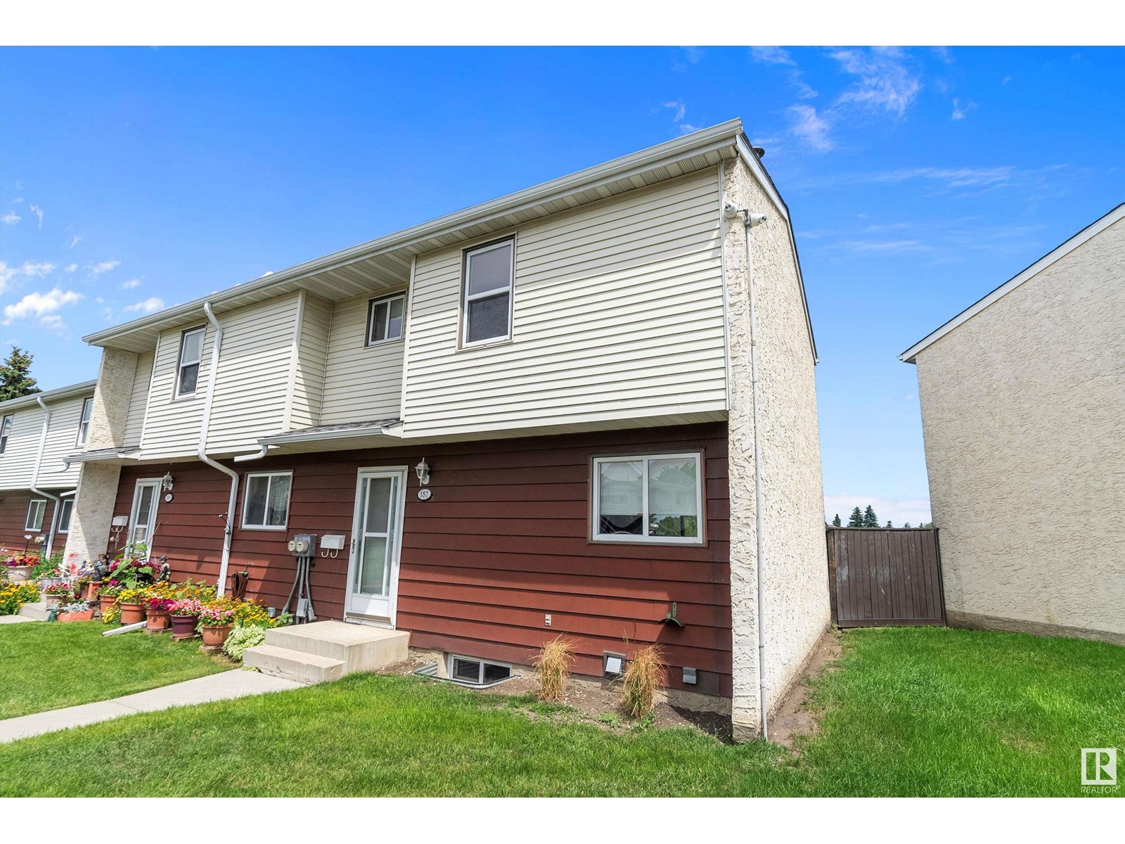 187 HARRISON DR NW