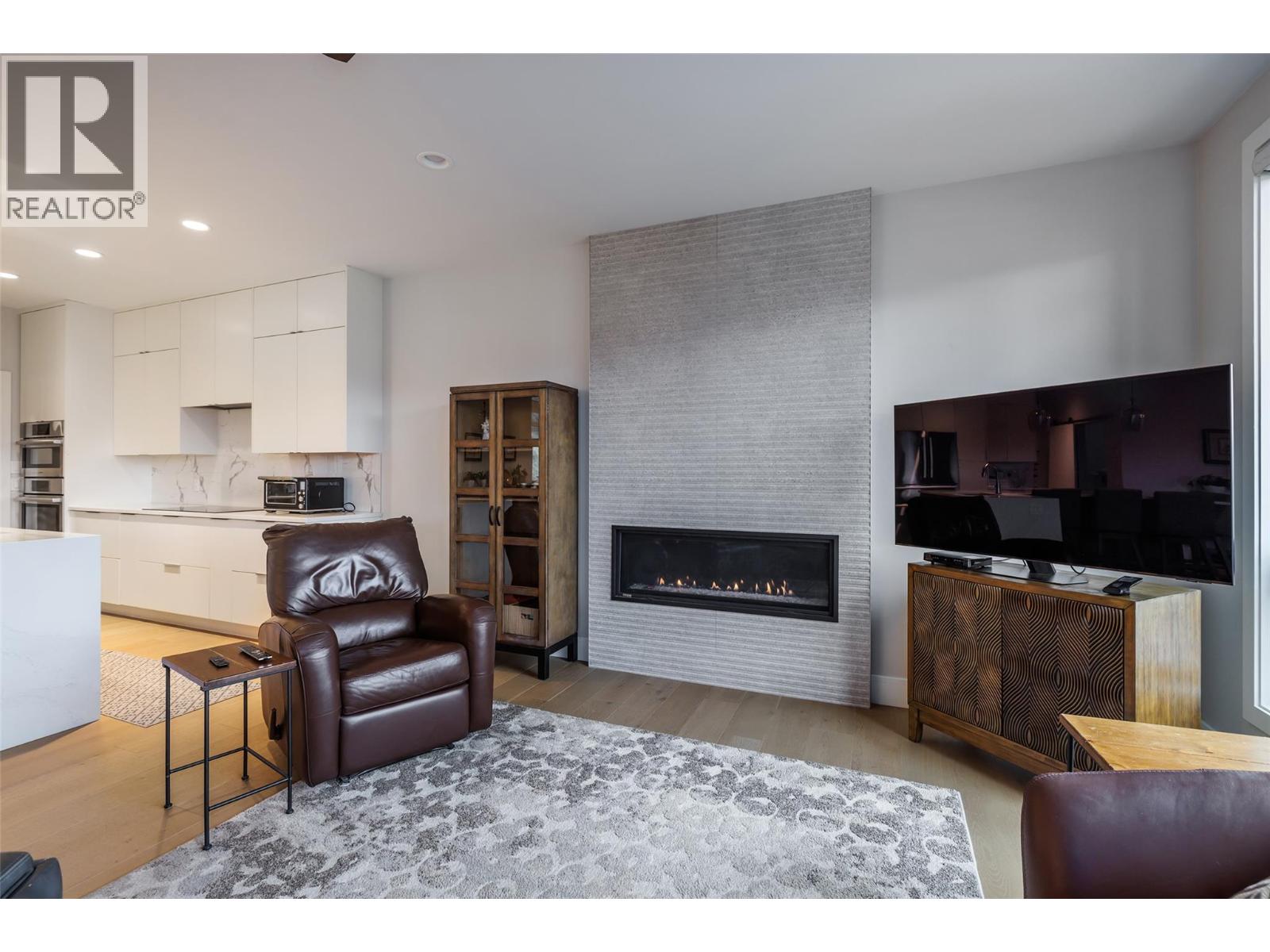 3639 Apple Way Boulevard