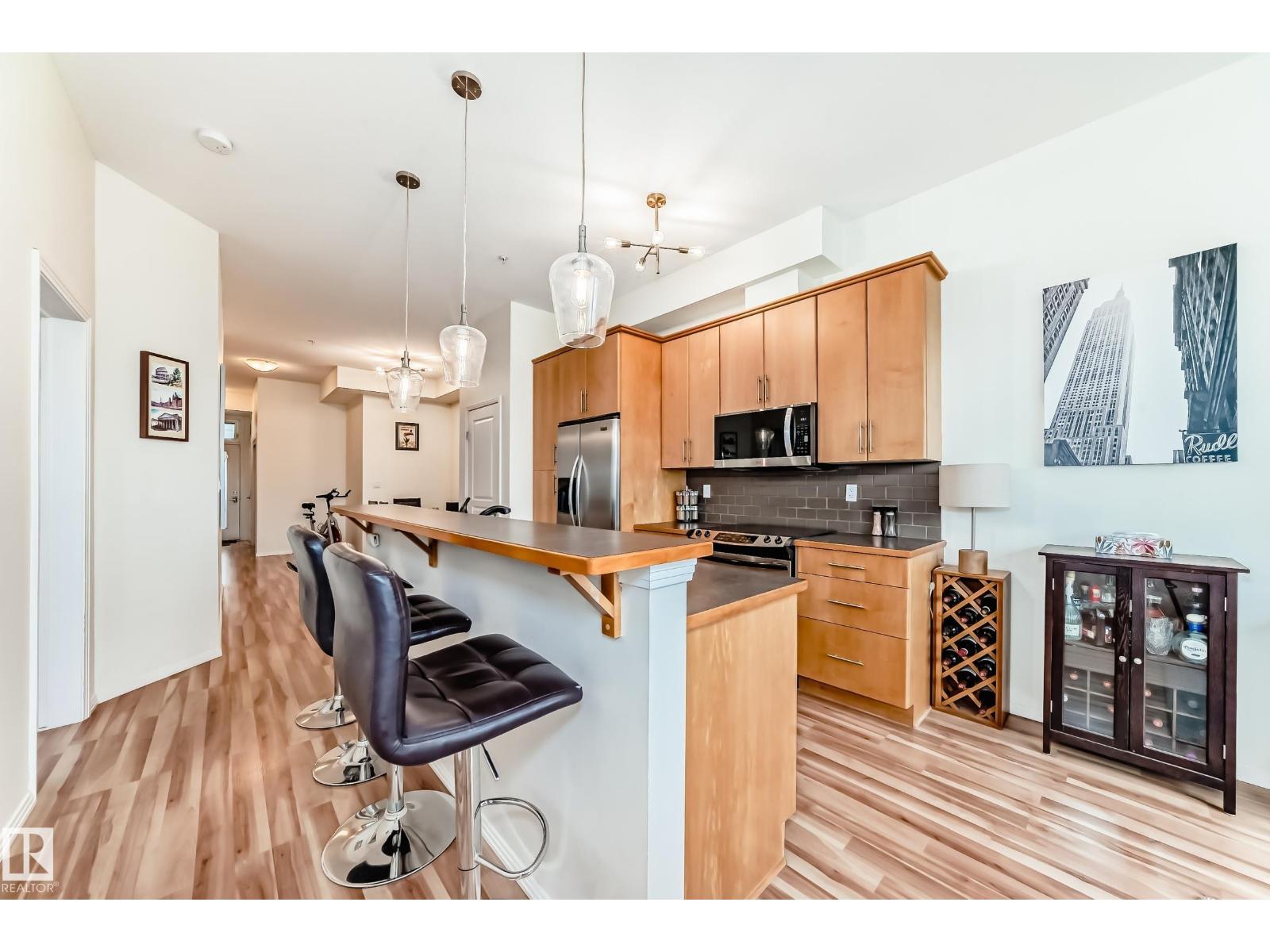 #303 10531 117 ST NW