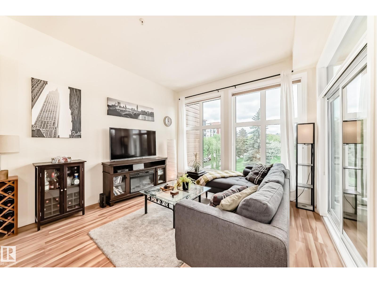 #303 10531 117 ST NW