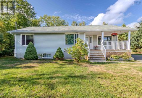 41 Franklyn Drive Sydney NS B1M1A6