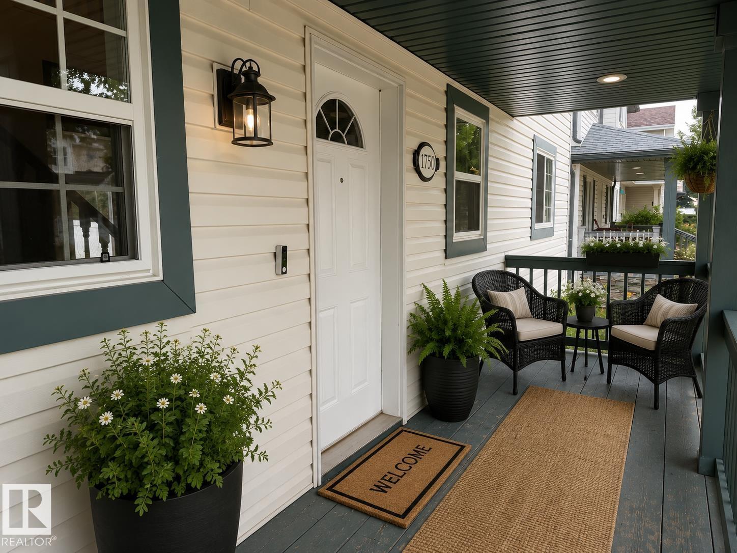 1750 Tomlinson CM NW