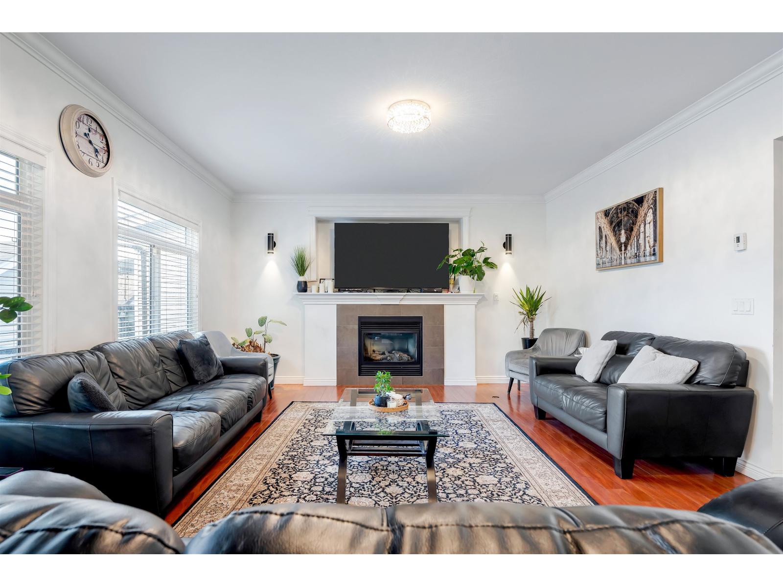 27685 FRASER HIGHWAY