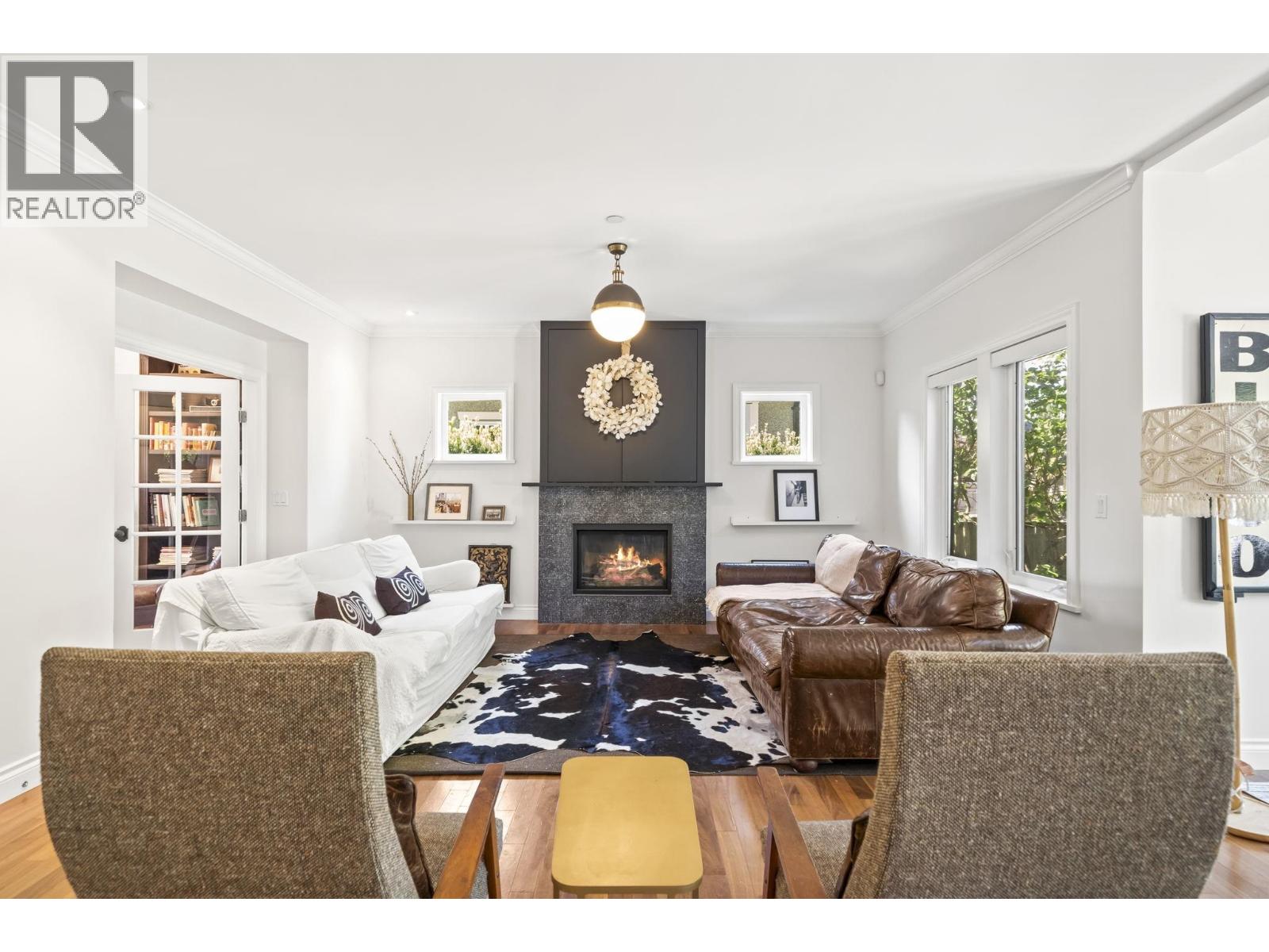 125 W 39TH AVENUE