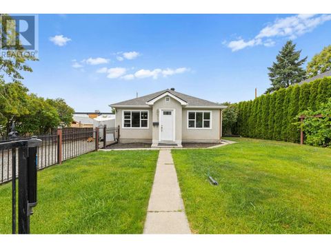 842 Glenmore Drive Kelowna BC V1Y4N9