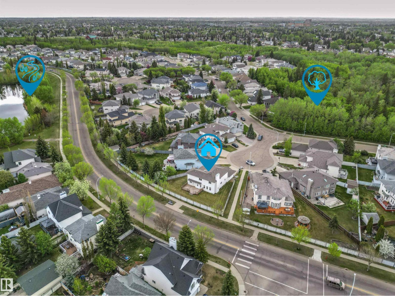 141 KULAWY DR N NW