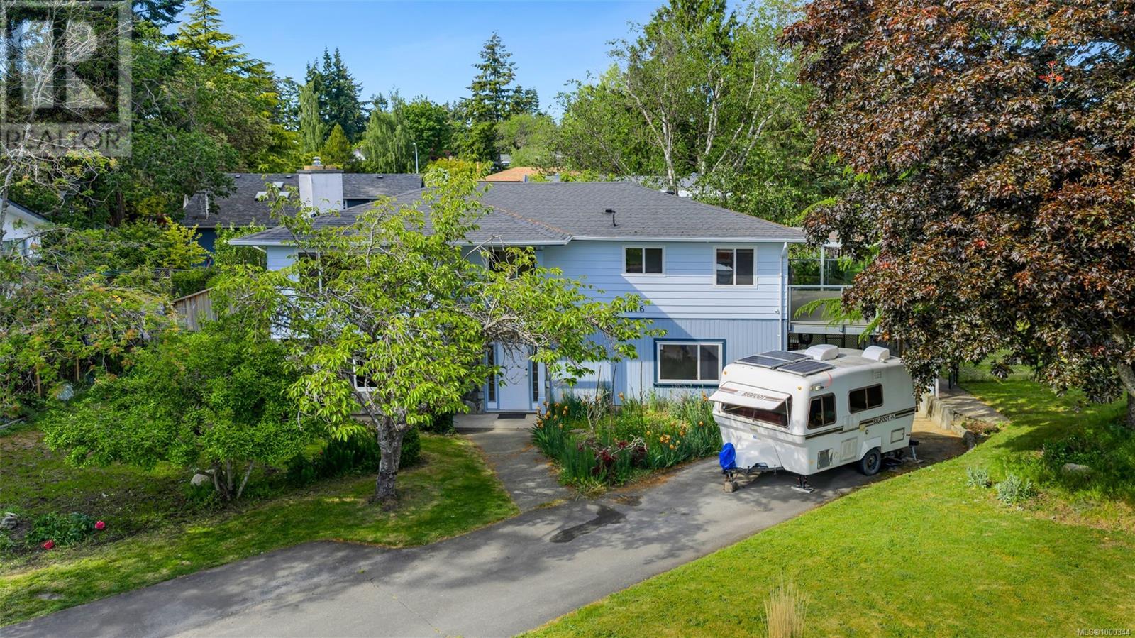 1616 Sarita Pl