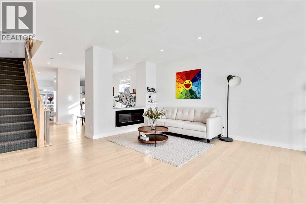 2728 Cochrane Road NW