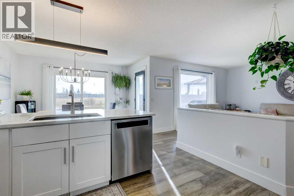 114 Chapalina Park Crescent SE