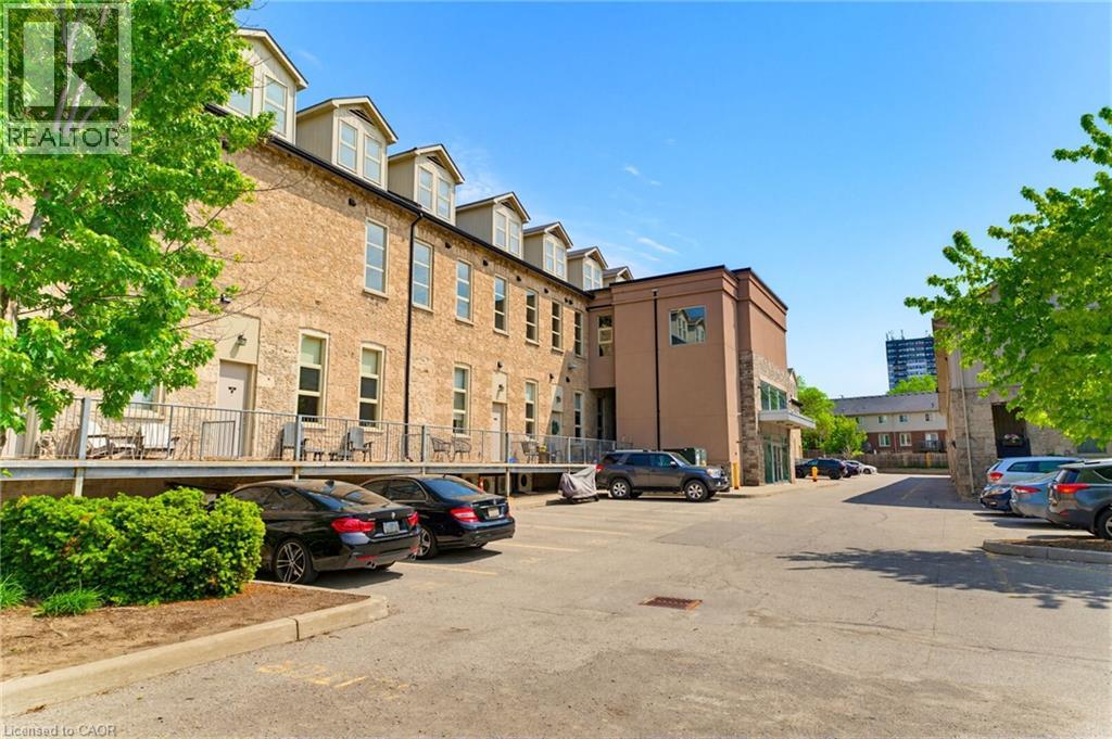 25 CONCESSION Street Unit# 111