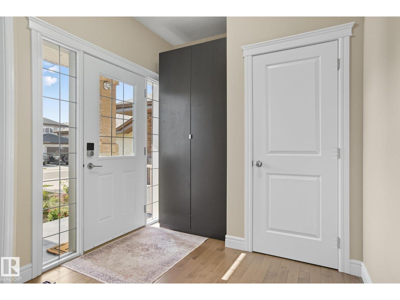 9216 181 AV NW