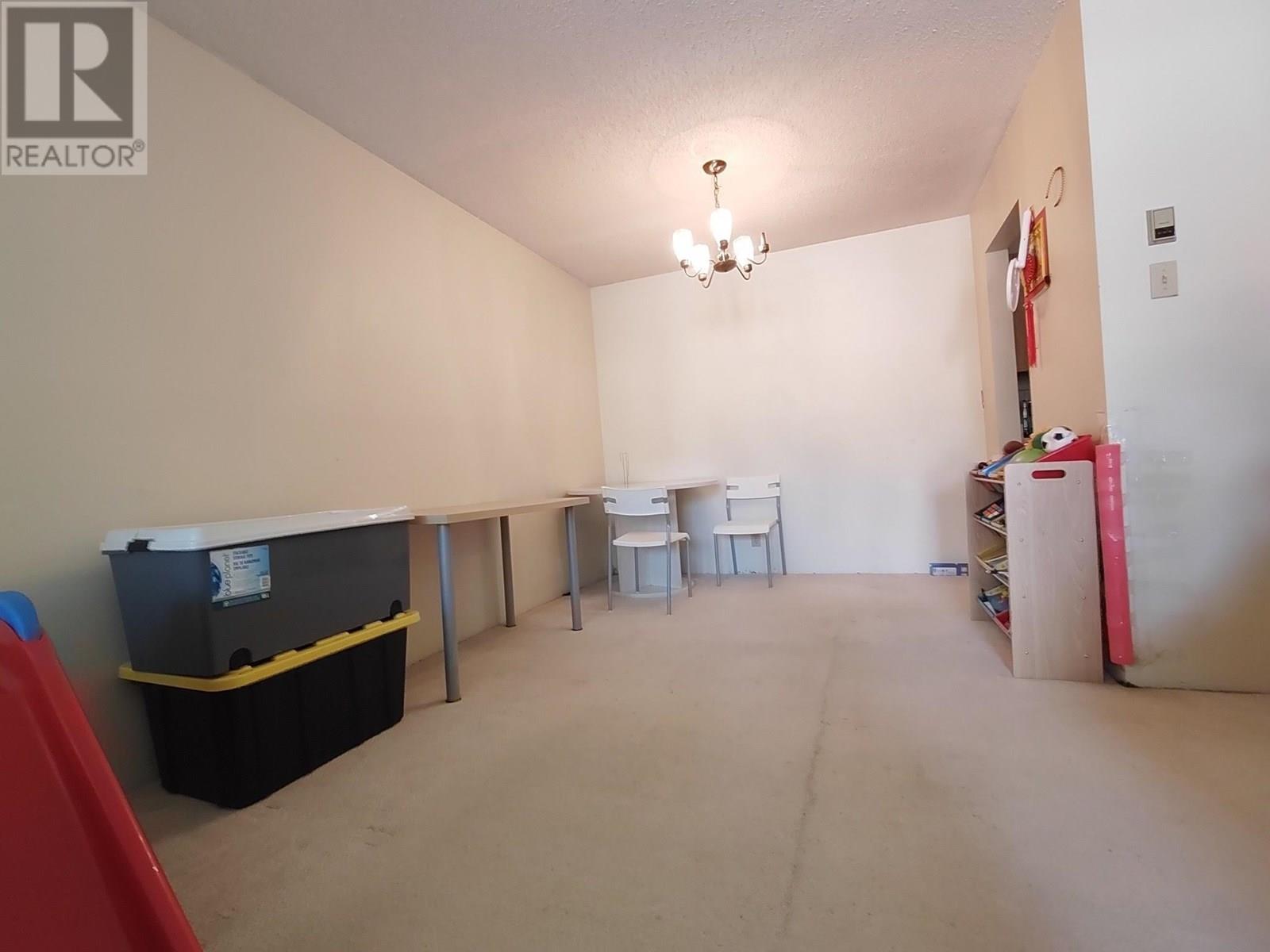 222 8411 ACKROYD ROAD