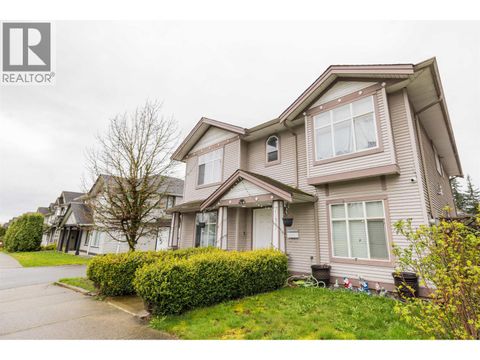 11537 240 STREET Maple Ridge BC V2W1A3