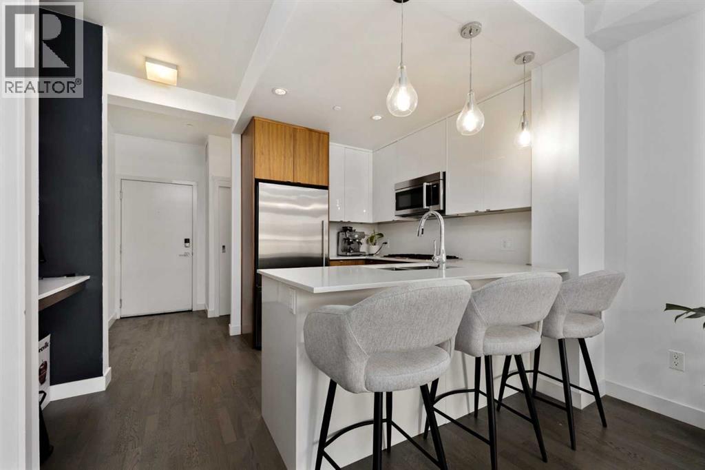 204, 305 18 Avenue SW