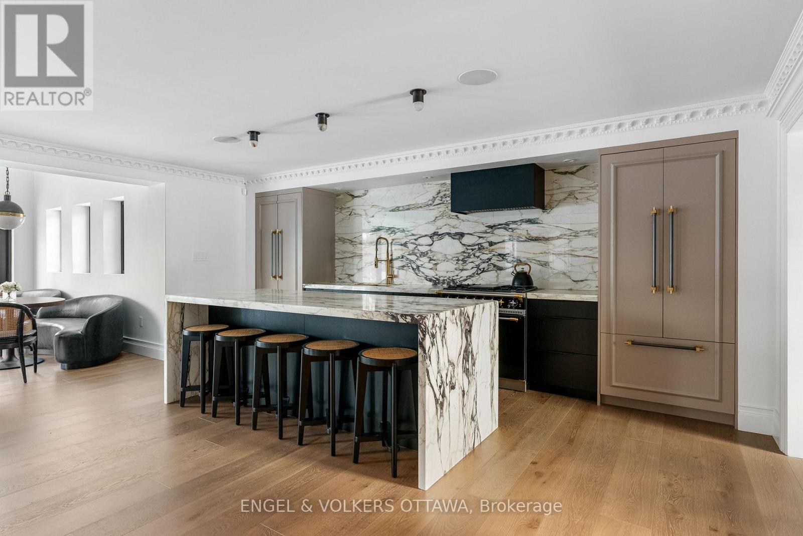 1041 BRANDYWINE COURT