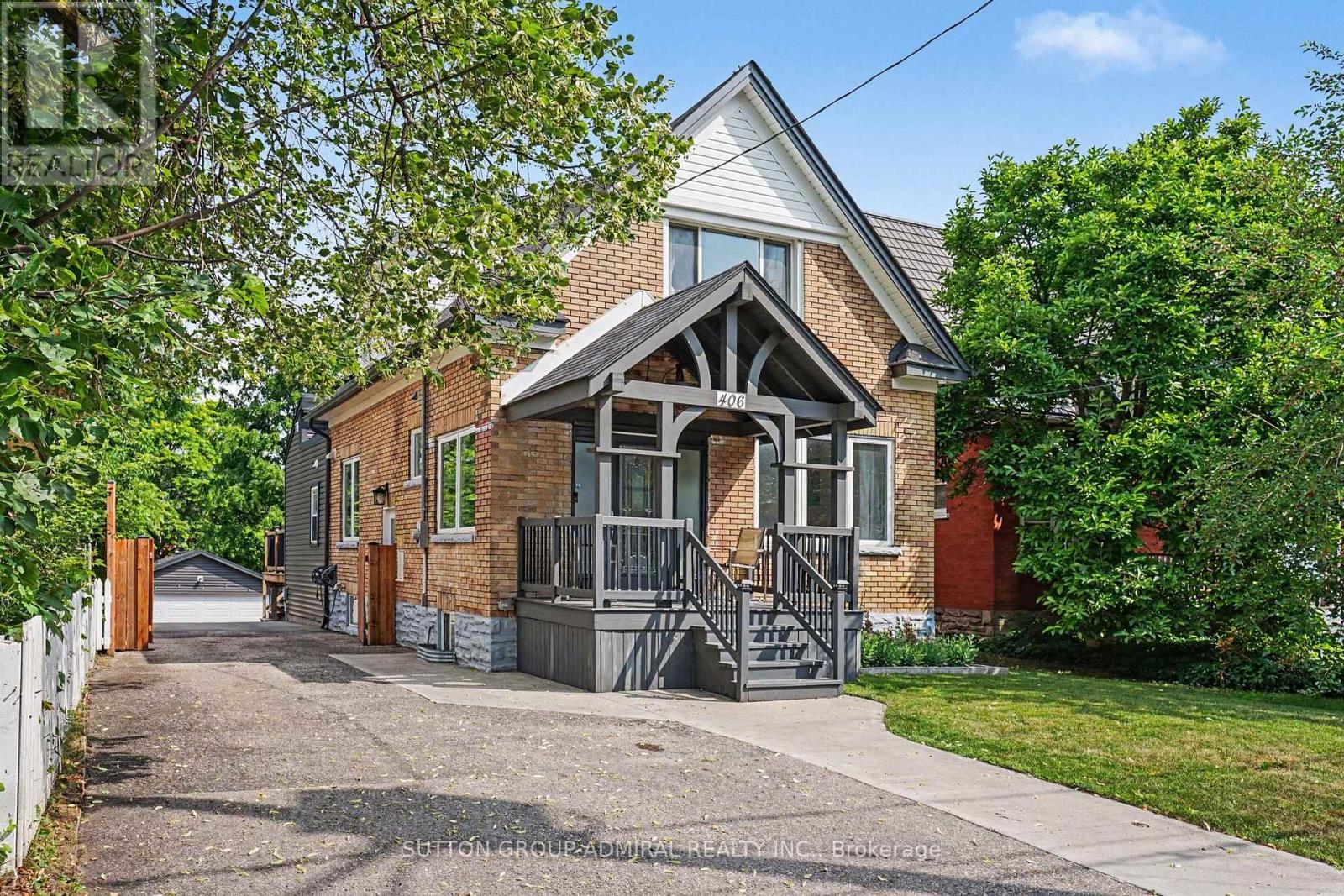 406 STIRLING AVENUE S