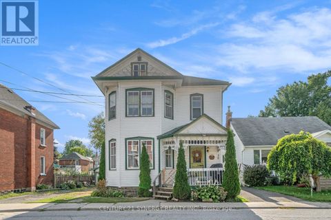 30 KENSINGTON AVENUE Smiths Falls ON K7A2K5