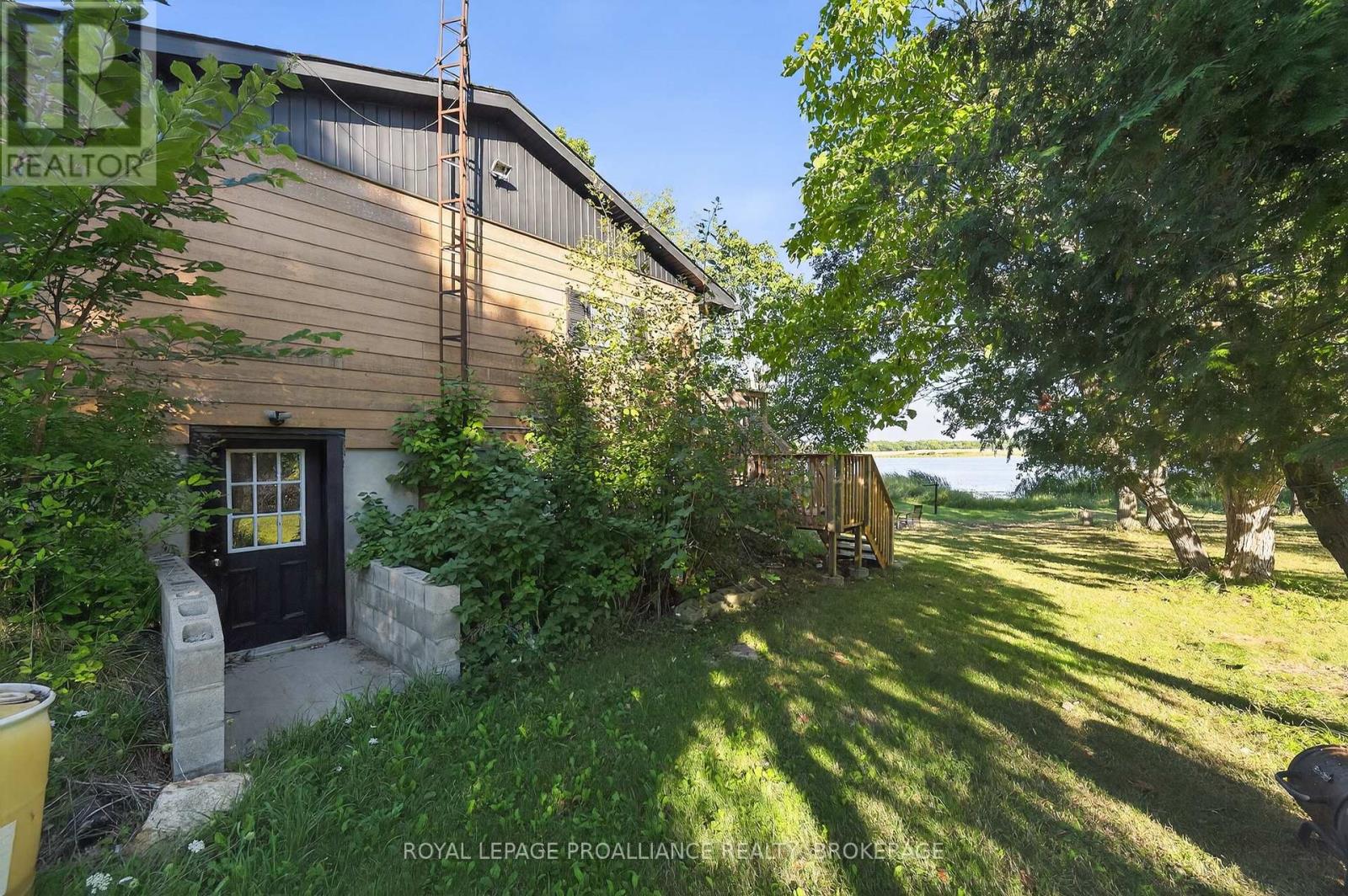 225 JOHNSON BAY LANE