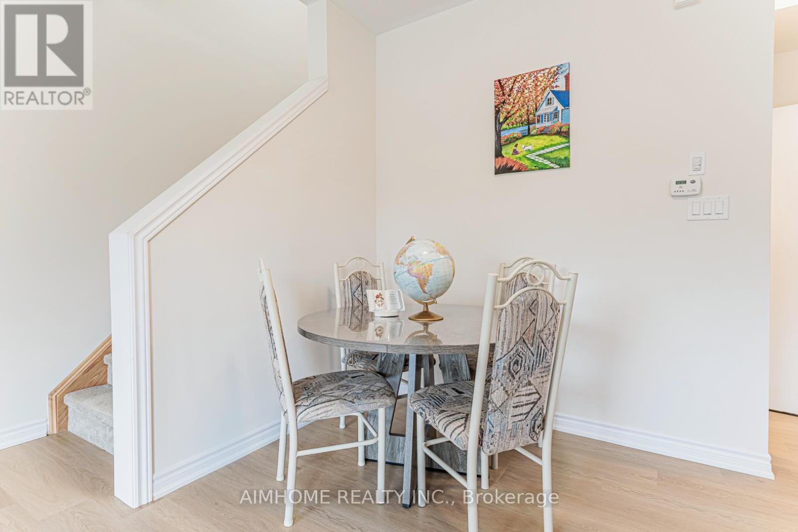 UNIT 1, UPPER LEVEL - 485 BERESFORD PATH S