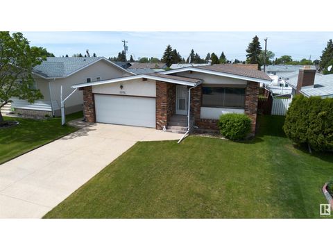 10356 109 AV Westlock AB T7P1G9
