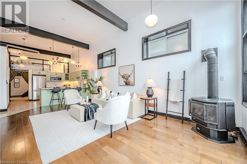 76B CARDIGAN Street