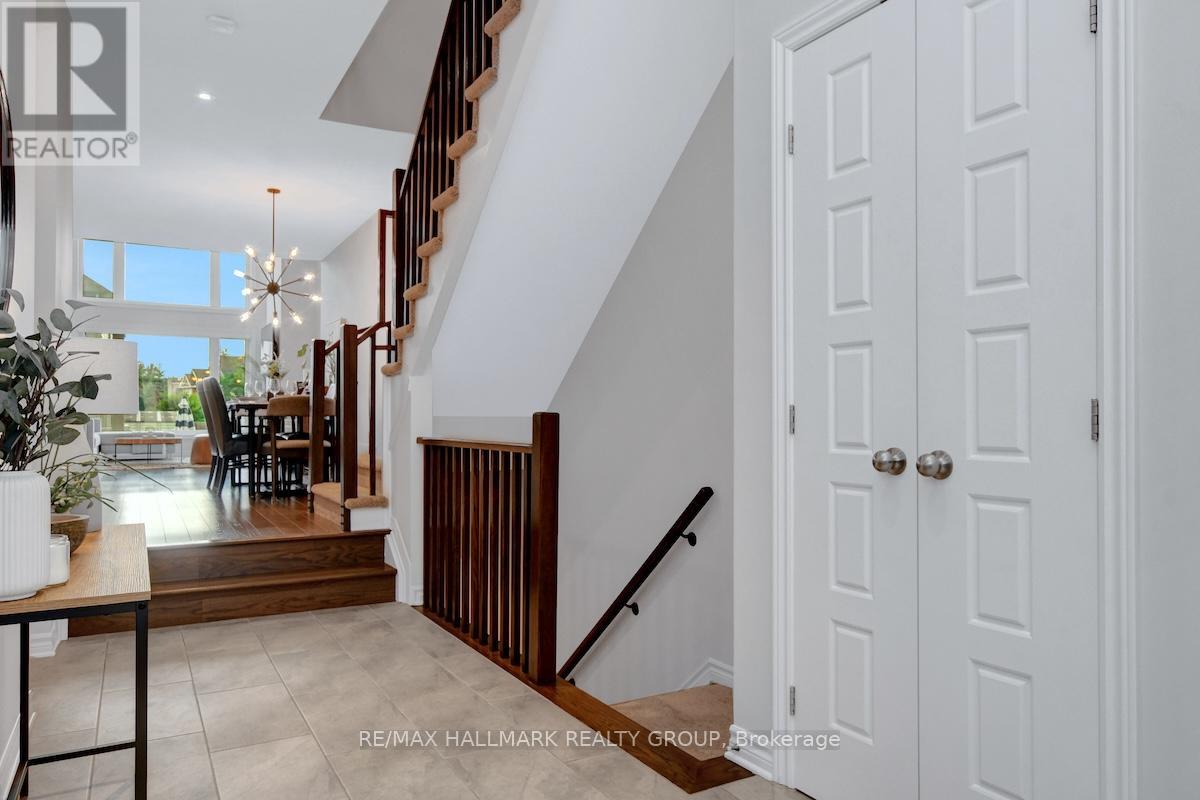 527 EARNSCLIFFE GROVE