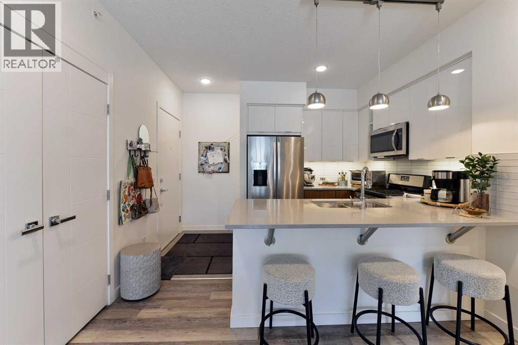 407, 120 18 Avenue SW