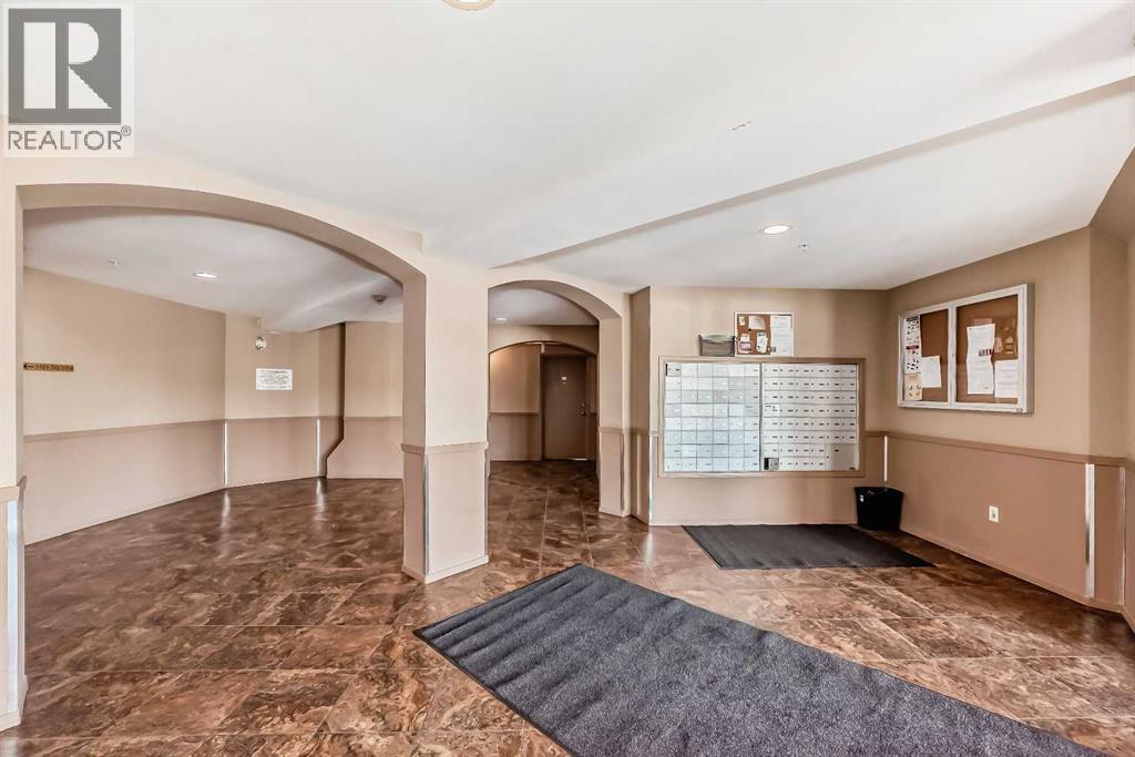 1125, 60 Panatella Street NW