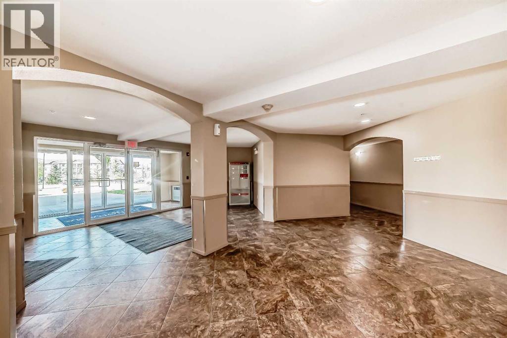 1125, 60 Panatella Street NW