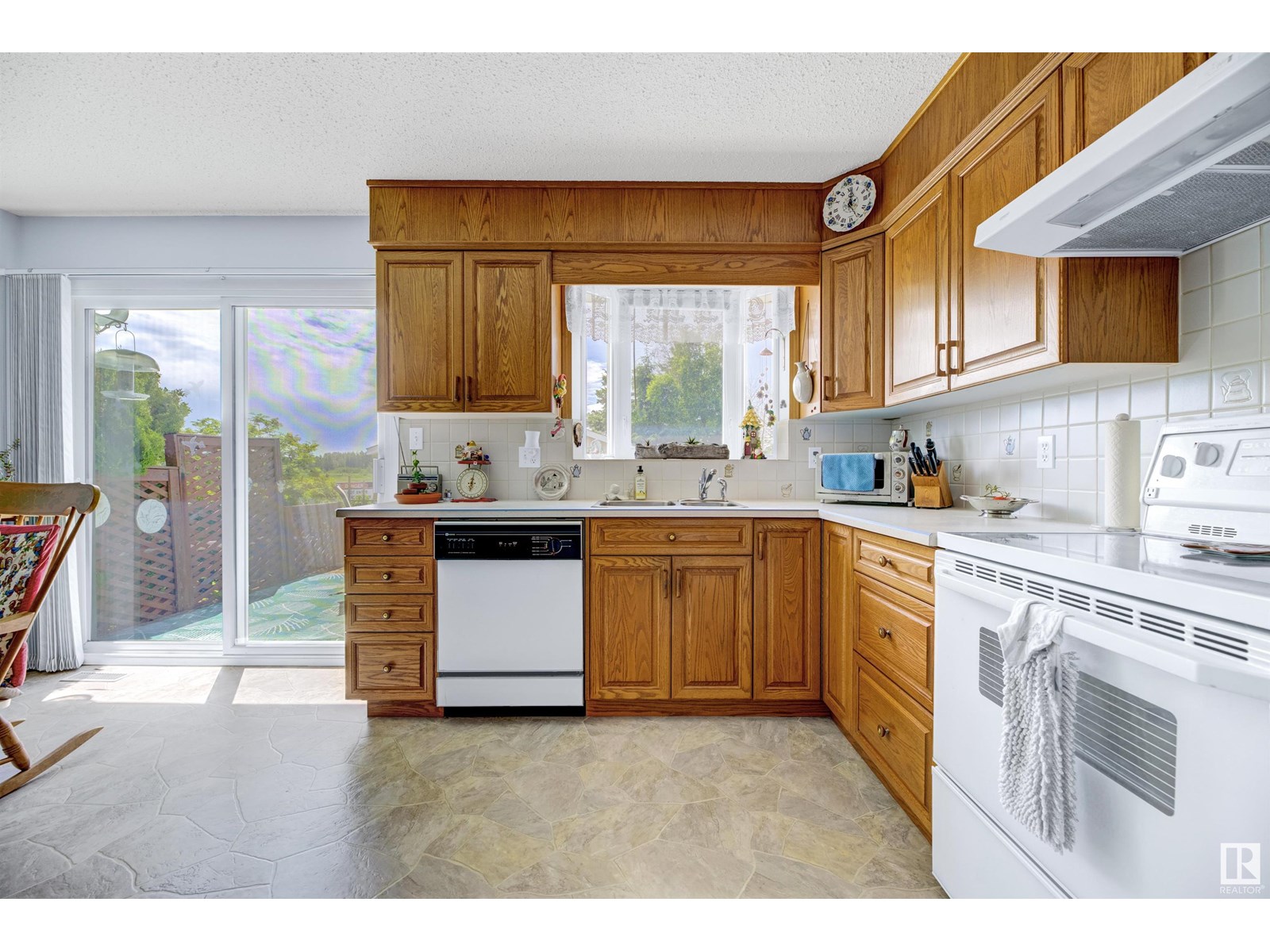 19 GARDEN VALLEY DR