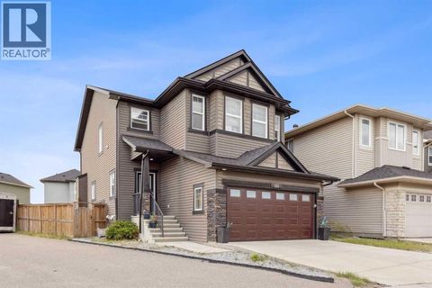 325 Evanspark Gardens NW Calgary AB T3P0G6
