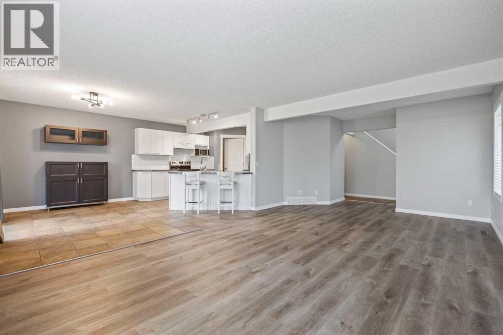 230 Cougarstone Circle SW